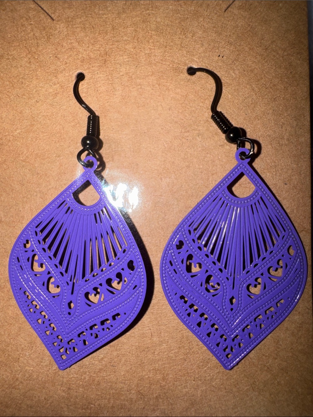 Women's Purple Filigree Teardrop Dangle Earrings